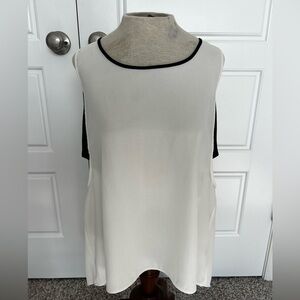 Express White Flowy Sleeveless Top Sz Medium